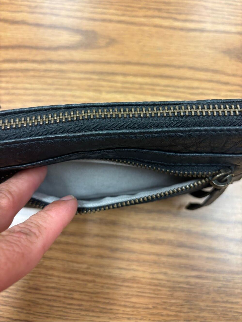 Perfect wristlet! - Picture 5 of 5